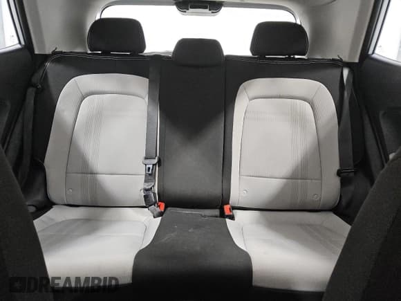 ✅ 2025 Hyundai Venue SEL • VIN: KMHRC8A36SU361939 • Лот: 86595455. Опубликован ранее на Copart с пробегом 5 300 миль. Бесплатный доступ к архиву аукционных продаж из США и подробный отчёт об истории автомобиля на DreamBid. Изображение 10.