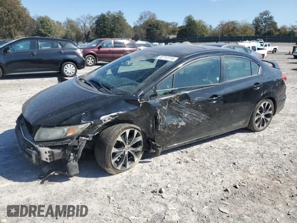 ✅ 2013 Honda Civic Si • VIN: 2HGFB6E56DH706730 • Лот: 82712715. Опубликован ранее на Copart с пробегом 168 986 миль. Бесплатный доступ к архиву аукционных продаж из США и подробный отчёт об истории автомобиля на DreamBid. Изображение 1.