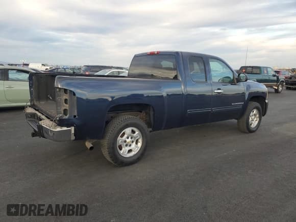 ✅ 2009 Chevrolet Silverado 1500 LT • VIN: 1GCEC29J59Z250055 • Lot: 91258965. Wystawiony na Copart z przebiegiem 166 789 mil. Bezpłatny archiwum sprzedaży aukcyjnych z USA i szczegółowy raport historii pojazdu na DreamBid. Zdjęcie 3.