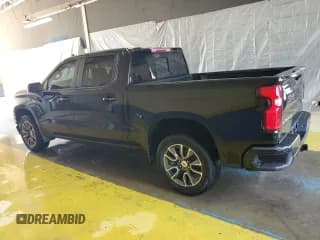 ✅ 2019 Chevrolet Silverado 1500 RST • VIN: 3GCUYEED8KG121456 • Lot: 72186474. Wystawiony na Copart z przebiegiem 84 618 mil. Bezpłatny archiwum sprzedaży aukcyjnych z USA i szczegółowy raport historii pojazdu na DreamBid. Zdjęcie 2.