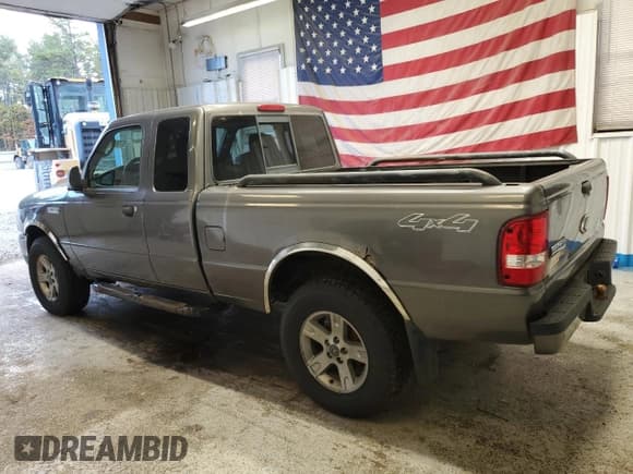 ✅ 2006 Ford Ranger XLT • VIN: 1FTZR45E56PA32175 • Lot: 87062495. Wystawiony na Copart z przebiegiem 77 212 mil. Bezpłatny archiwum sprzedaży aukcyjnych z USA i szczegółowy raport historii pojazdu na DreamBid. Zdjęcie 2.