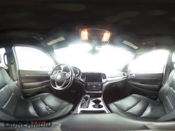 ✅ 2020 Jeep Grand Cherokee Limited • VIN: 1C4RJEBGXLC295106 • Lot: 42938424. Listed on IAAI with 108,734 mi. Free auction sales archive from the USA and detailed vehicle history report at DreamBid. Image 18.