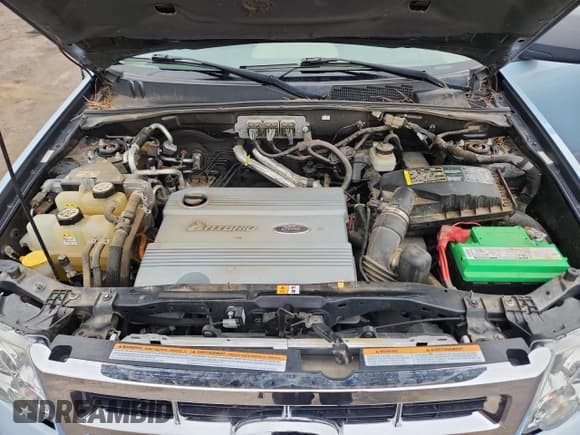 ✅ 2008 Ford Escape Hybrid • VIN: 1FMCU59H28KA03078 • Lot: 86248005. Listed on Copart with 88,331 mi. Free auction sales archive from the USA and detailed vehicle history report at DreamBid. Image 12.