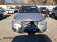 ✅ 2012 Hyundai Santa Fe GLS • VIN: 5XYZGDAB1CG162535 • Lot: 79842324. Listed on Copart with 174,959 mi. Free auction sales archive from the USA and detailed vehicle history report at DreamBid. Image 5.