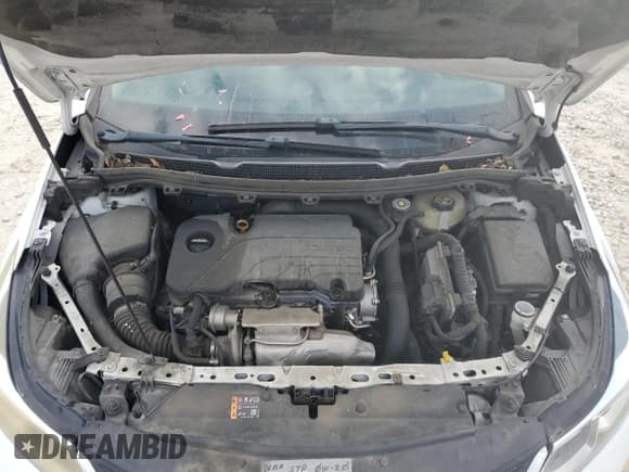 ✅ 2019 Chevrolet Cruze LS • VIN: 1G1BC5SMXK7102289 • Lot: 86277365. Listed on Copart with 145,500 mi. Free auction sales archive from the USA and detailed vehicle history report at DreamBid. Image 11.