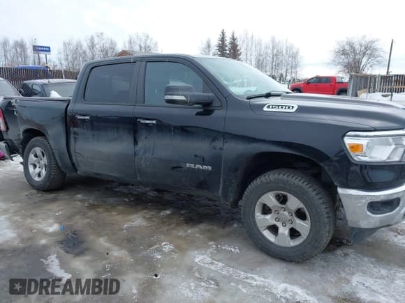 ✅ 2020 Ram 1500 Big Horn • VIN: 1C6RRFFG0LN334919 • Lot: 41916766. Listed on IAAI with 45,237 mi. Free auction sales archive from the USA and detailed vehicle history report at DreamBid. Image 14.
