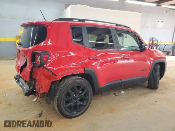 ✅ 2017 Jeep Renegade Altitude • VIN: ZACCJABB5HPF60262 • Lot: 84884415. Listed on Copart with 25,156 mi. Free auction sales archive from the USA and detailed vehicle history report at DreamBid. Image 3.