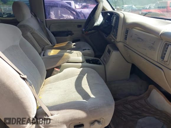 ✅ 2002 Chevrolet Silverado 1500 LT • VIN: 2GCEK19TX21369183 • Lot: 42659233. Listed on IAAI with 304,622 mi. Free auction sales archive from the USA and detailed vehicle history report at DreamBid. Image 5.