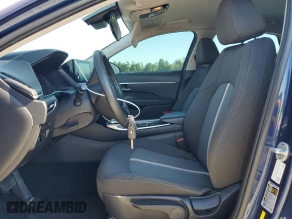 2020 Hyundai Sonata SE z VIN 5NPEG4JA7LH035996, wystawiony jako Copart lot #70874085 z przebiegiem 73 735 mil mil oraz Szkoda całkowita • Salvage title. Historia ofert i sprzedaży dostępna na DreamBid. Obrazek 7.