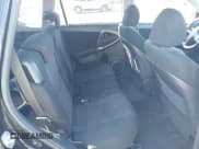 ✅ 2007 Toyota RAV4 Sport • VIN: JTMBD32VX76030699 • Лот: 43585542. Опубликован ранее на IAAI с пробегом 252 328 миль. Бесплатный доступ к архиву аукционных продаж из США и подробный отчёт об истории автомобиля на DreamBid. Изображение 8.