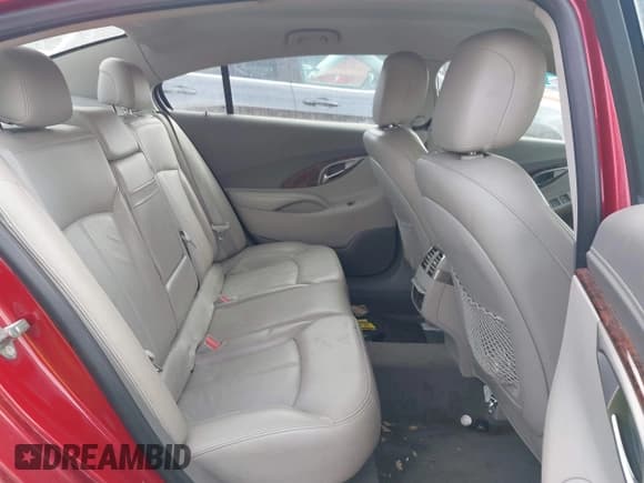 ✅ 2012 Buick LaCrosse Leather • VIN: 1G4GC5ER4CF258271 • Lot: 42268129. Wystawiony na IAAI z przebiegiem 152 000 mil. Bezpłatny archiwum sprzedaży aukcyjnych z USA i szczegółowy raport historii pojazdu na DreamBid. Zdjęcie 8.