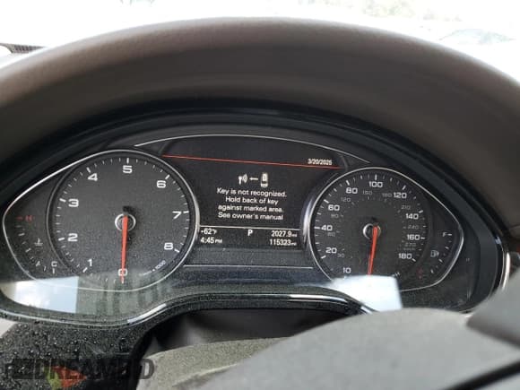 ✅ 2013 Audi A8 4.0L • VIN: WAUR2AFD2DN012478 • Lot: 49733565. Listed on Copart with 115,323 mi. Free auction sales archive from the USA and detailed vehicle history report at DreamBid. Image 9.