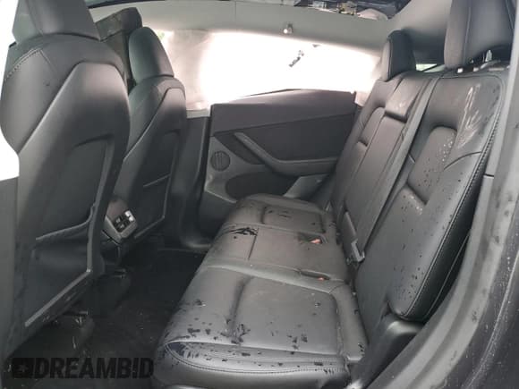 ✅ 2024 Tesla Model Y Long Range • VIN: 7SAYGAEE7RF005786 • Лот: 58415195. Опубликован ранее на Copart с пробегом 8 700 миль. Бесплатный доступ к архиву аукционных продаж из США и подробный отчёт об истории автомобиля на DreamBid. Изображение 10.