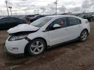 2015 Chevrolet Volt z VIN 1G1RA6E49FU136334, wystawiony jako Copart lot #62192883 z przebiegiem Nie podano mil oraz . Historia ofert i sprzedaży dostępna na DreamBid. Obrazek 1.