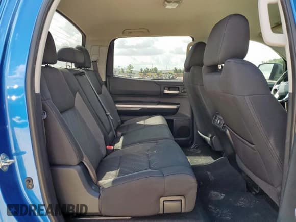 ✅ 2016 Toyota Tundra SR5 • VIN: 5TFEM5F1XGX097071 • Лот: 84192905. Опубликован ранее на Copart с пробегом 128 378 миль. Бесплатный доступ к архиву аукционных продаж из США и подробный отчёт об истории автомобиля на DreamBid. Изображение 10.