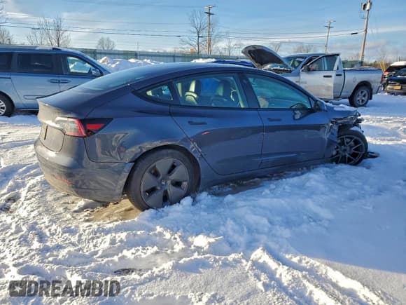 ✅ 2023 Tesla Model 3 • VIN: 5YJ3E1EA5PF692323 • Lot: 95490865. Wystawiony na Copart z przebiegiem 19 927 mil. Bezpłatny archiwum sprzedaży aukcyjnych z USA i szczegółowy raport historii pojazdu na DreamBid. Zdjęcie 3.