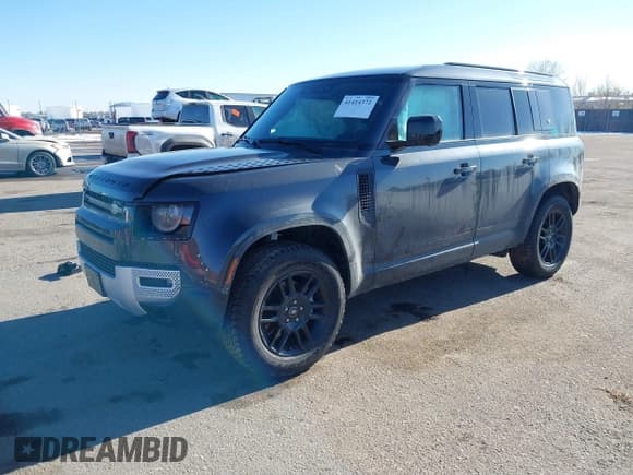 ✅ 2024 Land Rover Defender S • VIN: SALEJ7EX5R2311368 • Lot: 41414372. Listed on IAAI with 11,194 mi. Free auction sales archive from the USA and detailed vehicle history report at DreamBid. Image 2.