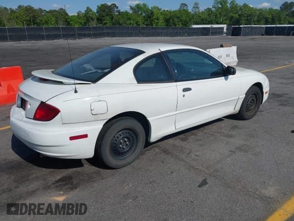✅ 2003 Pontiac Sunfire • VIN: 1G2JB12F437326308 • Lot: 42057293. Listed on IAAI with 166,961 mi. Free auction sales archive from the USA and detailed vehicle history report at DreamBid. Image 4.