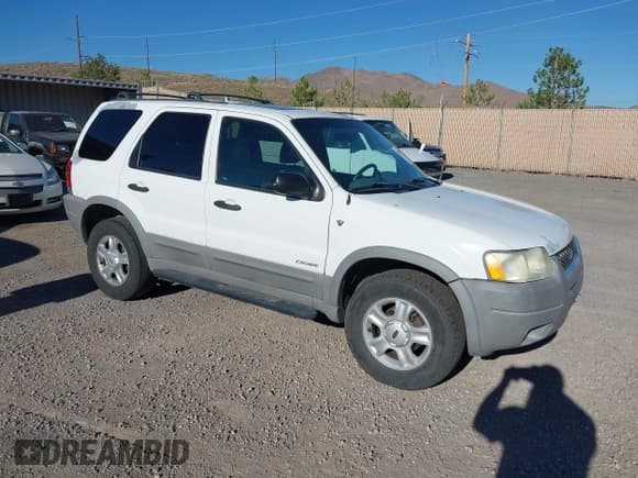 ✅ 2002 Ford Escape XLT • VIN: 1FMCU03182KB99324 • Lot: 43279794. Wystawiony na IAAI z przebiegiem 212 484 mil. Bezpłatny archiwum sprzedaży aukcyjnych z USA i szczegółowy raport historii pojazdu na DreamBid. Zdjęcie 1.