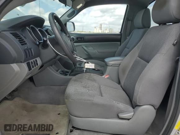 ✅ 2011 Toyota Tacoma • VIN: 5TFPX4EN9BX005715 • Lot: 87385955. Listed on Copart with 389,534 mi. Free auction sales archive from the USA and detailed vehicle history report at DreamBid. Image 7.