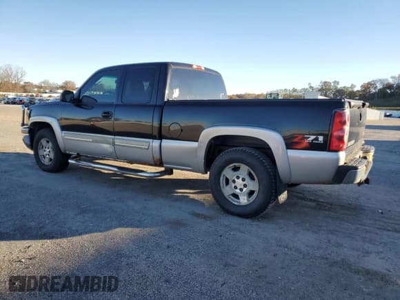 ✅ 2006 Chevrolet Silverado 1500 LT1 • VIN: 1GCEK19B96Z140045 • Lot: 91387155. Listed on Copart with 168,201 mi. Free auction sales archive from the USA and detailed vehicle history report at DreamBid. Image 2.