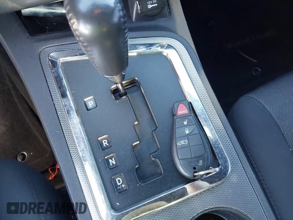 ✅ 2012 Dodge Challenger R/T Classic • VIN: 2C3CDYBTXCH267481 • Lot: 43023279. Wystawiony na IAAI z przebiegiem 96 434 mil. Bezpłatny archiwum sprzedaży aukcyjnych z USA i szczegółowy raport historii pojazdu na DreamBid. Zdjęcie 11.