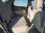 ✅ 2007 Chevrolet Equinox LT • VIN: 2CNDL73F576032389 • Лот: 47354365. Опубликован ранее на Copart с пробегом 129 092 миль. Бесплатный доступ к архиву аукционных продаж из США и подробный отчёт об истории автомобиля на DreamBid. Изображение 11.