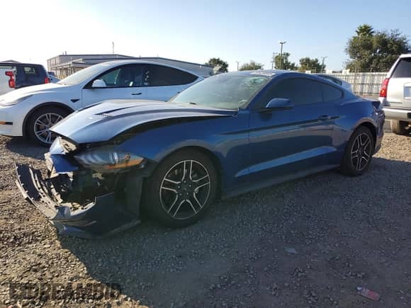 2022 Ford Mustang EcoBoost Premium с VIN 1FA6P8TH5N5134718, выставлен на аукционе Copart как лот 84629855 с пробегом 78 680 миль миль и Списание • Salvage title. История ставок и продаж доступна на DreamBid. Изображение 1.