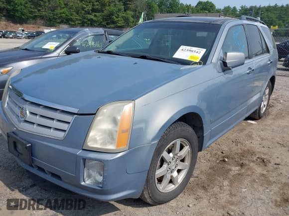 ✅ 2007 Cadillac SRX • VIN: 1GYEE637370132581 • Lot: 42390342. Wystawiony na IAAI z przebiegiem 207 596 mil. Bezpłatny archiwum sprzedaży aukcyjnych z USA i szczegółowy raport historii pojazdu na DreamBid. Zdjęcie 2.