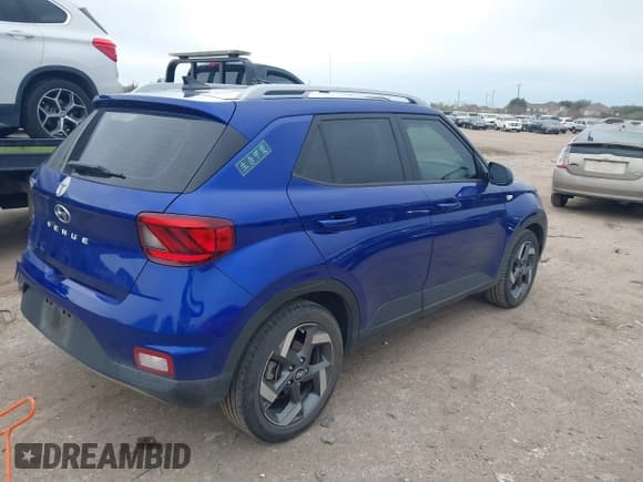 ✅ 2021 Hyundai Venue Denim • VIN: KMHRC8A35MU103768 • Lot: 41363547. Listed on IAAI with 66,618 mi. Free auction sales archive from the USA and detailed vehicle history report at DreamBid. Image 4.