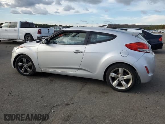 ✅ 2012 Hyundai Veloster w/Red Int • VIN: KMHTC6AD9CU039879 • Lot: 73719614. Listed on Copart with 14,548 mi. Free auction sales archive from the USA and detailed vehicle history report at DreamBid. Image 2.