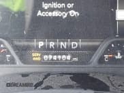 ✅ 2022 Ram 2500 Laramie • VIN: 3C6UR5NL9NG323237 • Lot: 43579216. Wystawiony na IAAI z przebiegiem 74 104 mil. Bezpłatny archiwum sprzedaży aukcyjnych z USA i szczegółowy raport historii pojazdu na DreamBid. Zdjęcie 16.
