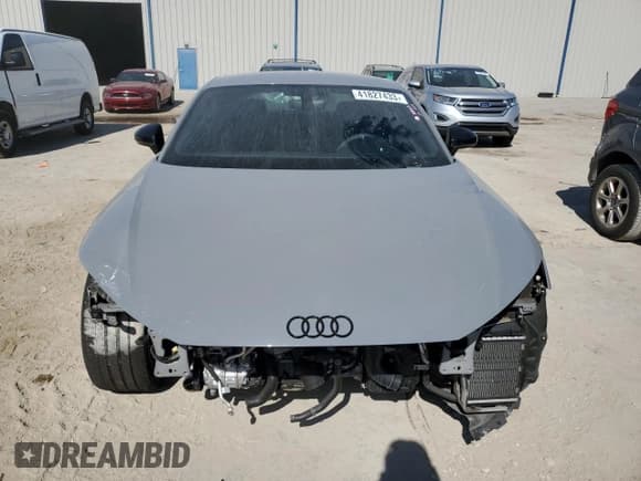 ✅ 2019 Audi TT RS • VIN: WUAASAFV2K1900440 • Lot: 41827433. Wystawiony na Copart z przebiegiem Nie podano. Bezpłatny archiwum sprzedaży aukcyjnych z USA i szczegółowy raport historii pojazdu na DreamBid. Zdjęcie 5.