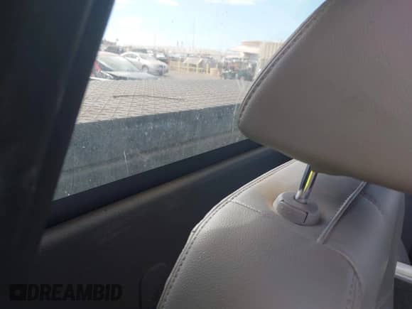 2009 Chevrolet Silverado 1500 Work Truck z VIN 1GCEC14X99Z146237, wystawiony jako IAAI lot #42499184 z przebiegiem 174 843 mil mil oraz . Historia ofert i sprzedaży dostępna na DreamBid. Obrazek 8.