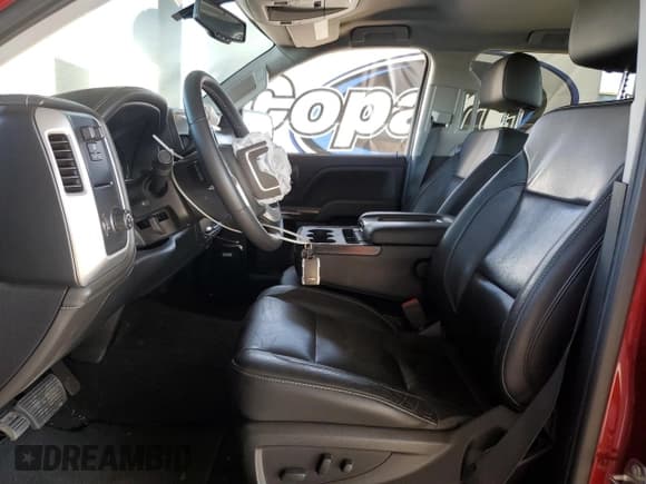 ✅ 2018 GMC Sierra 1500 SLT • VIN: 3GTP1NEC8JG495198 • Lot: 81236235. Wystawiony na Copart z przebiegiem 71 039 mil. Bezpłatny archiwum sprzedaży aukcyjnych z USA i szczegółowy raport historii pojazdu na DreamBid. Zdjęcie 7.