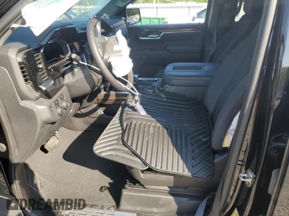 ✅ 2022 Chevrolet Silverado 1500 RST • VIN: 3GCUDEET9NG666055 • Lot: 65740525. Wystawiony na Copart z przebiegiem 9 999 mil. Bezpłatny archiwum sprzedaży aukcyjnych z USA i szczegółowy raport historii pojazdu na DreamBid. Zdjęcie 7.