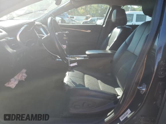 ✅ 2015 Chevrolet Impala LT • VIN: 1G1125S38FU135627 • Лот: 85492005. Опубликован ранее на Copart с пробегом 87 808 миль. Бесплатный доступ к архиву аукционных продаж из США и подробный отчёт об истории автомобиля на DreamBid. Изображение 7.