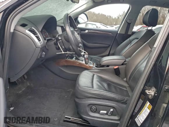 ✅ 2016 Audi Q5 Premium Plus • VIN: WA1L2AFP5GA122367 • Lot: 93926725. Wystawiony na Copart z przebiegiem 180 979 mil. Bezpłatny archiwum sprzedaży aukcyjnych z USA i szczegółowy raport historii pojazdu na DreamBid. Zdjęcie 7.