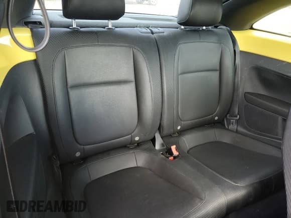 ✅ 2014 Volkswagen Beetle 2.5L • VIN: 3VWHX7AT6EM632938 • Lot: 58599124. Listed on Copart with 89,546 mi. Free auction sales archive from the USA and detailed vehicle history report at DreamBid. Image 10.