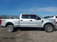 ✅ 2017 Ford F-250 Lariat • VIN: 1FT7W2BT4HED52447 • Lot: 42134353. Wystawiony na IAAI z przebiegiem 208 788 mil. Bezpłatny archiwum sprzedaży aukcyjnych z USA i szczegółowy raport historii pojazdu na DreamBid. Zdjęcie 13.