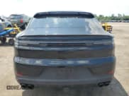 ✅ 2024 Porsche Cayenne • VIN: WP1BA2AY2RDA49095 • Lot: 65288835. Wystawiony na Copart z przebiegiem 18 363 mil. Bezpłatny archiwum sprzedaży aukcyjnych z USA i szczegółowy raport historii pojazdu na DreamBid. Zdjęcie 6.