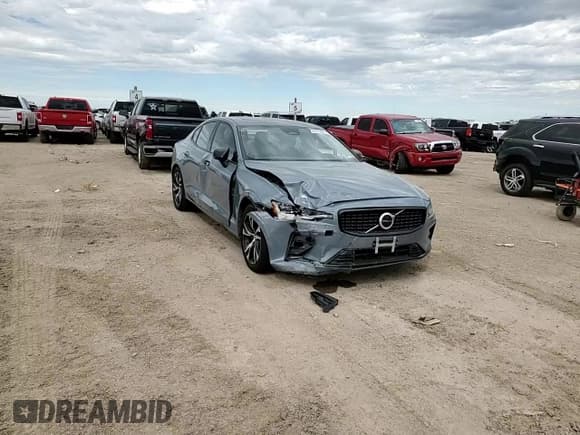 ✅ 2024 Volvo S60 Core Dark Theme • VIN: 7JRL12TK6RG296358 • Lot: 82053485. Listed on Copart with 43,569 mi. Free auction sales archive from the USA and detailed vehicle history report at DreamBid. Image 13.