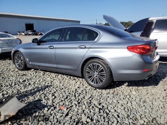 ✅ 2019 BMW 5 Series 540i xDrive • VIN: WBAJE7C58KWW12112 • Лот: 82208525. Опубликован ранее на Copart с пробегом 94 263 миль. Бесплатный доступ к архиву аукционных продаж из США и подробный отчёт об истории автомобиля на DreamBid. Изображение 2.