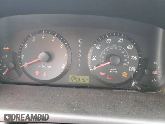 2005 Hyundai Elantra GLS z VIN KMHDN46D75U115937, wystawiony jako Copart lot #77410514 z przebiegiem 128 015 mil mil oraz Szkoda całkowita • Salvage title. Historia ofert i sprzedaży dostępna na DreamBid. Obrazek 9.