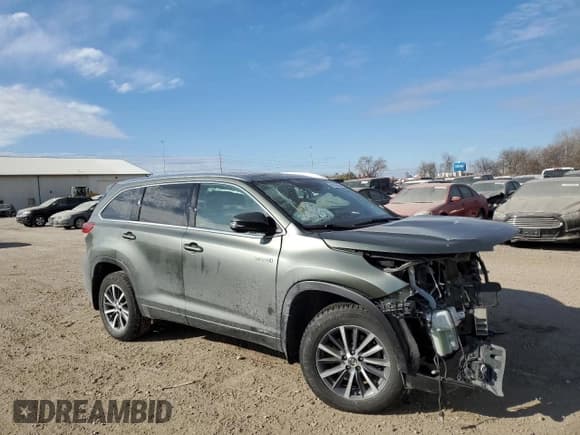 ✅ 2017 Toyota Highlander Hybrid XLE • VIN: 5TDJGRFH9HS031676 • Lot: 43120525. Listed on Copart with Not provided. Free auction sales archive from the USA and detailed vehicle history report at DreamBid. Image 4.