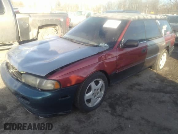 ✅ 1995 Subaru Legacy • VIN: 4S3BK695XS8314716 • Lot: 41345685. Wystawiony na IAAI z przebiegiem Nie podano. Bezpłatny archiwum sprzedaży aukcyjnych z USA i szczegółowy raport historii pojazdu na DreamBid. Zdjęcie 2.