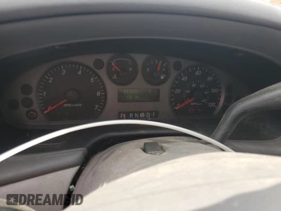 ✅ 2005 Mercury Sable GS • VIN: 1MEFM50U95A619291 • Lot: 53379195. Listed on Copart with Not provided. Free auction sales archive from the USA and detailed vehicle history report at DreamBid. Image 9.