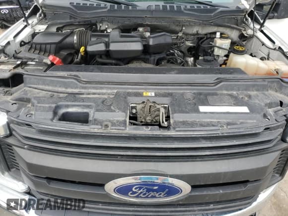 ✅ 2017 Ford F-350 XL • VIN: 1FTRF3B66HEB71827 • Lot: 57081645. Listed on Copart with 140,839 mi. Free auction sales archive from the USA and detailed vehicle history report at DreamBid. Image 11.