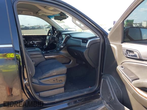 ✅ 2018 Chevrolet Tahoe LS • VIN: 1GNSCAKC4JR258457 • Lot: 43427090. Wystawiony na IAAI z przebiegiem 87 503 mil. Bezpłatny archiwum sprzedaży aukcyjnych z USA i szczegółowy raport historii pojazdu na DreamBid. Zdjęcie 5.