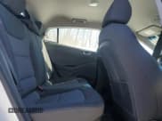 ✅ 2018 Hyundai Ioniq Blue • VIN: KMHC65LC5JU075832 • Lot: 46106865. Wystawiony na Copart z przebiegiem 47 385 mil. Bezpłatny archiwum sprzedaży aukcyjnych z USA i szczegółowy raport historii pojazdu na DreamBid. Zdjęcie 10.